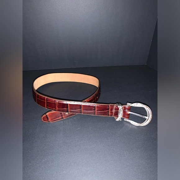 Brighton, vintage women’s belt. Beautiful silver plated horseshoe belt buckle. main image 9